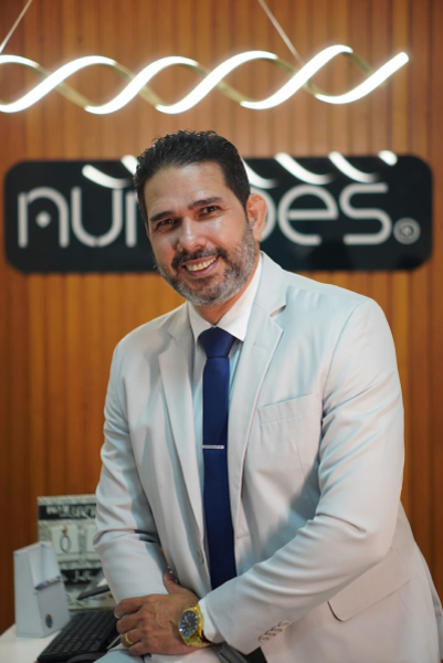 Dr. Osmel Mayol, reumatologista da NUMIDES